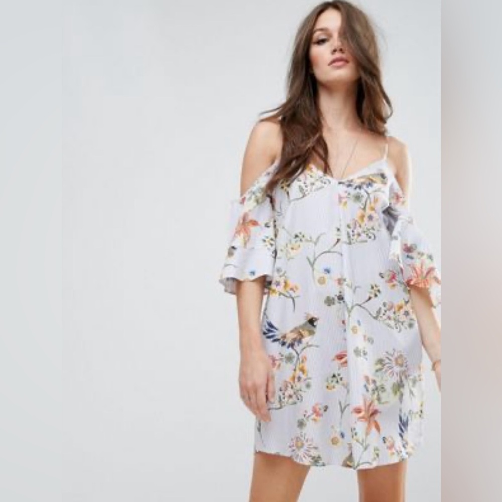 RIVER ISLAND Tropical Cold Shoulder Bird of paradise Dress
